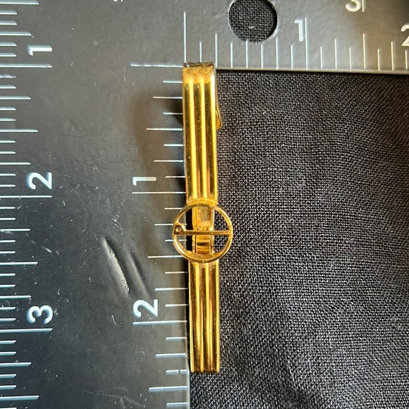 Dunhill D Logo Gold Tone  Metal Tie Clip Necktie Pin Bar Men Formal Jewelry Auth - Picture 14 of 15